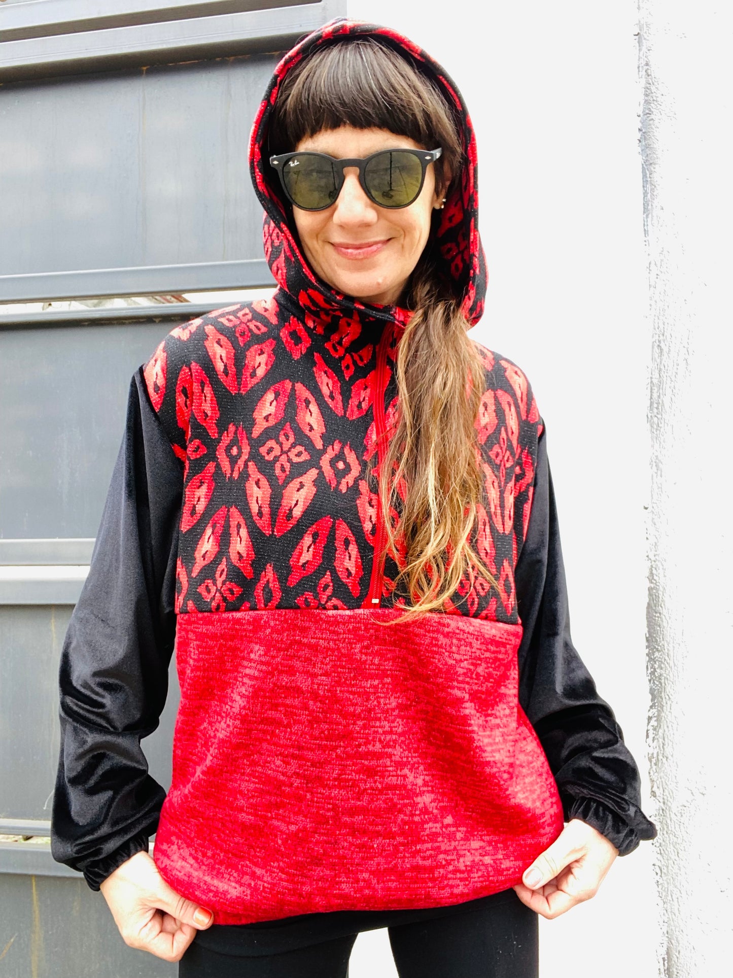 Poleron Beta Red and Black