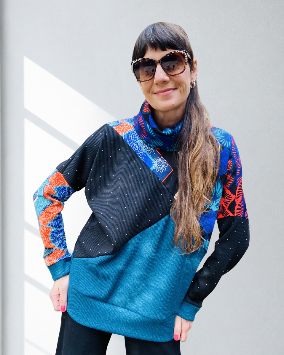 Polerón Cuello Alto Tricolor
