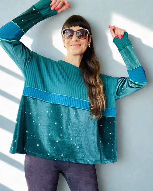 Poleron Multicromo Green Stars Velvet 💚