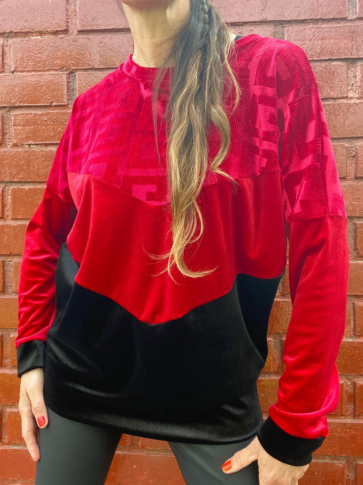 Poleron Velvet Red Black