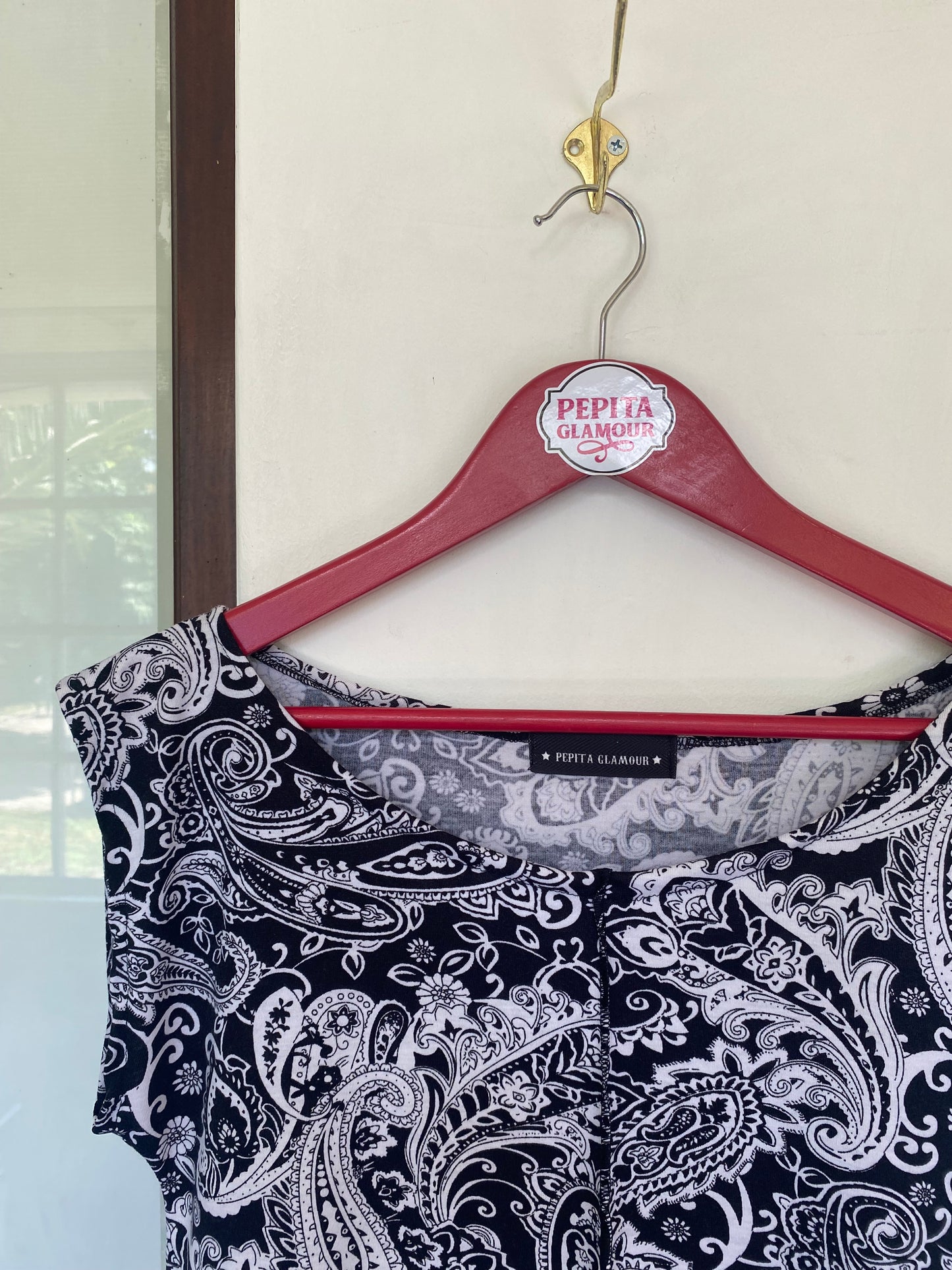 Polera Black n White