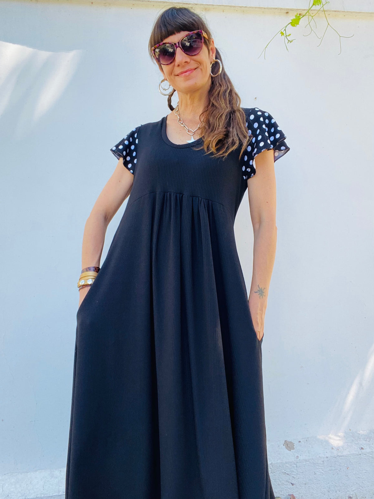 Vestido Mila Long Black mangas lunares grandes