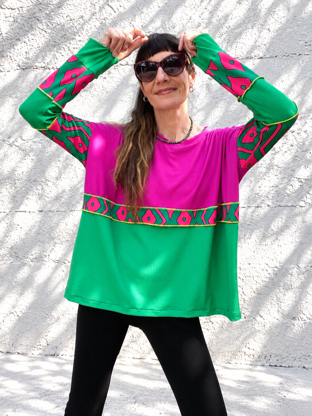 Polera Multicromo manga larga magenta green