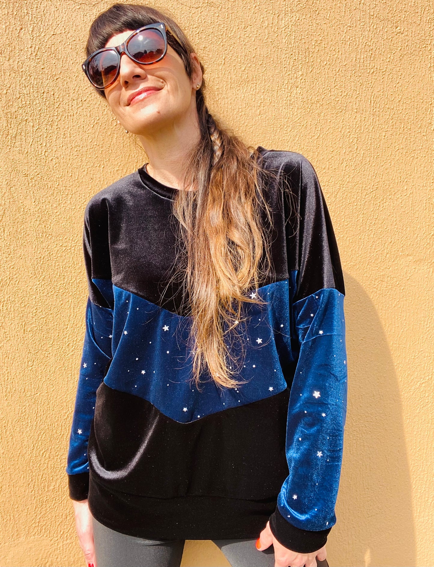 Poleron Velvet Black Blue Stars